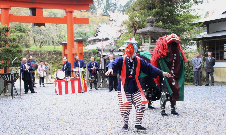 敢国神社 舞上祭