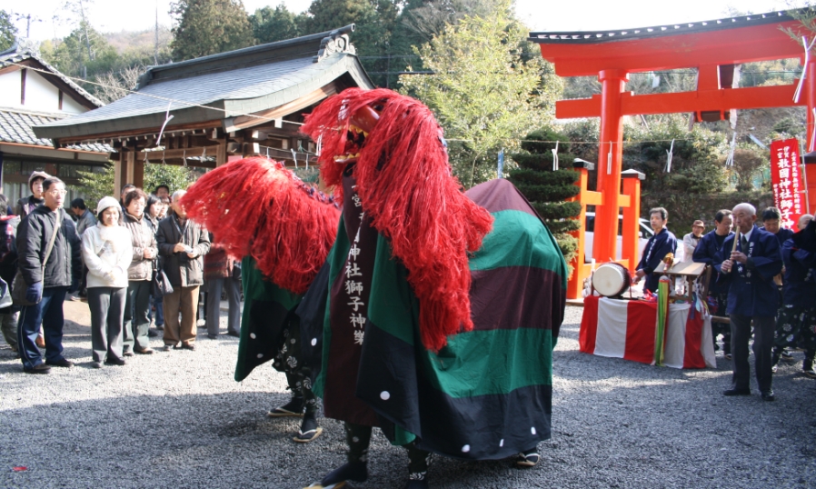 敢国神社 初舞祭り