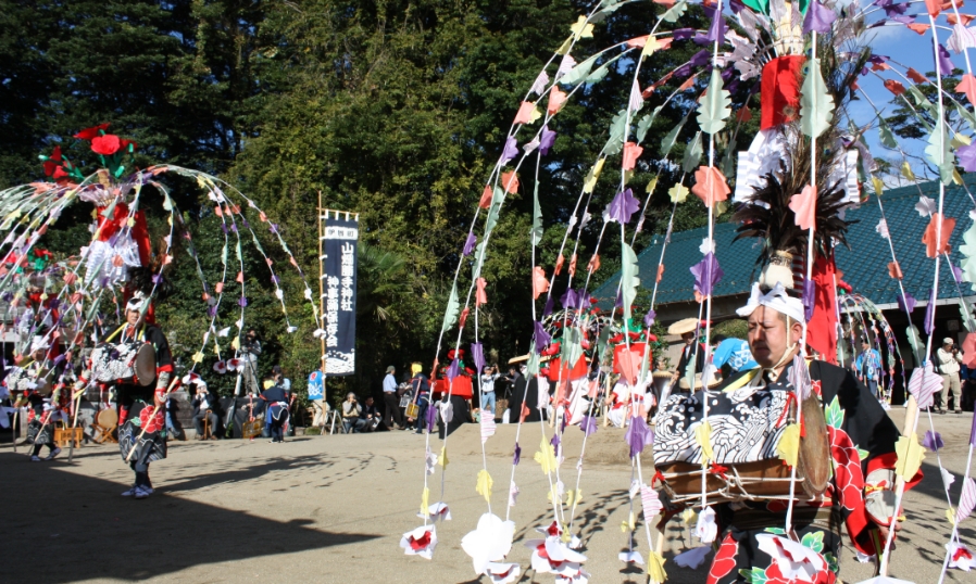 勝手神社　神事踊り