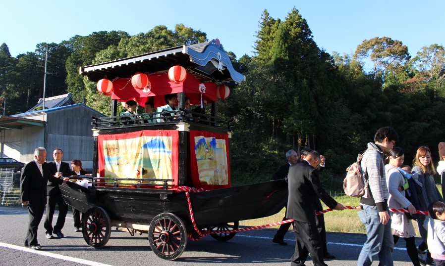 種生神社秋祭御渡り